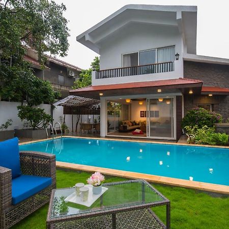 El Lodge By Stayvista - Pool, Lawn, And A Charming Gazebo For Your Perfect Getaway ロナバラ エクステリア 写真